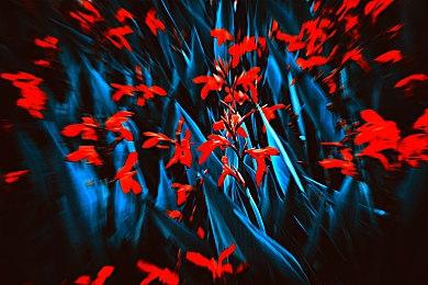 《最终幻想7》《最终幻想8》原版为何采用3人战斗方式